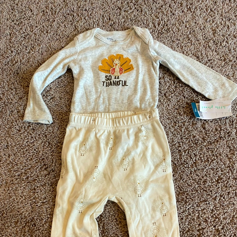 Carter’s first Thanksgiving outfit